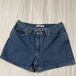 Tommy Hilfiger Women's Classic Blue Jean Shorts